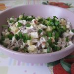 Горячий напиток с куркумой и лимоном