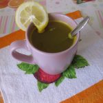 Салат из курицы, сыра и яблока