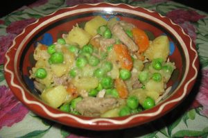 Жаркое из свинины и овощей