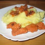 Каша из амаранта с сухофруктами, медом и корицей