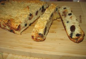 Диетический пирог из овсянки и творога без сахара